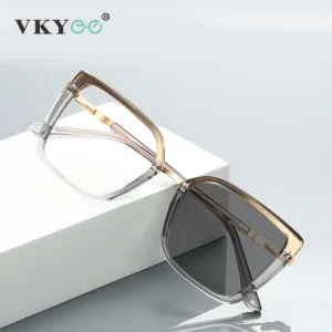 VKYEE Fashionable Large Frame Simple Square Design Anti-blue Light Reading Glasses Customizable Prescription Photochromic