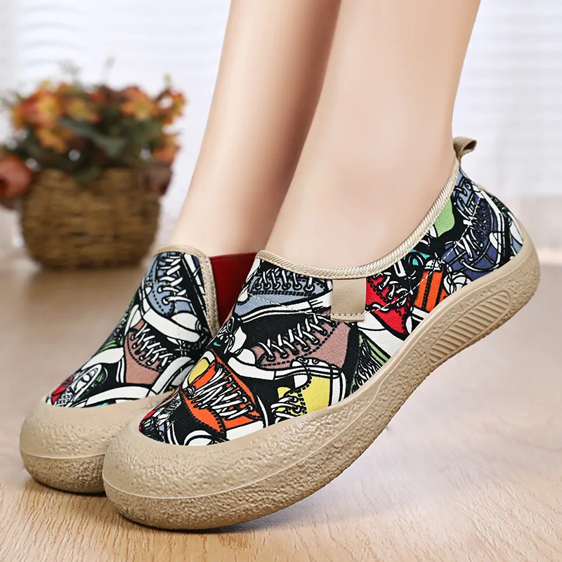 Women's Breathable Mom Shoes Soft Flat Sole Slip-On Spring Casual Cloth Shoes Orthopedic Comfort Lightweight Non-Slip Wide Width - Image 4